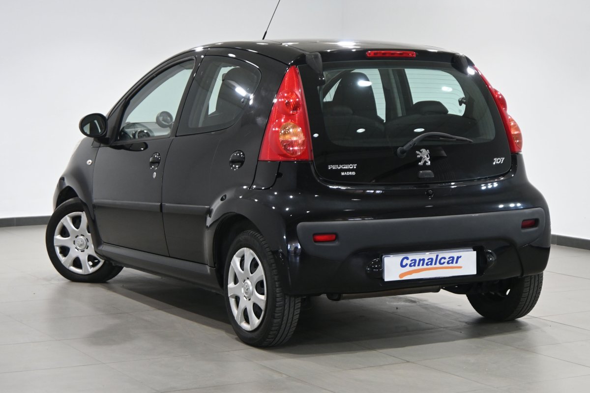Foto Peugeot 107 6