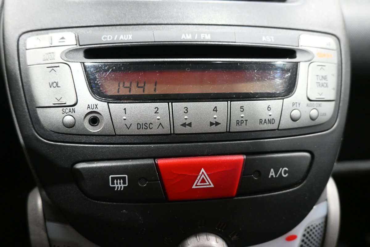 Foto Peugeot 107 15