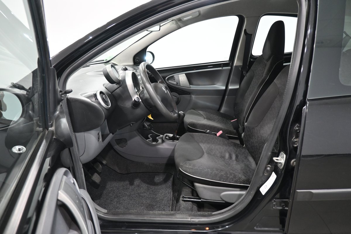 Foto Peugeot 107 10