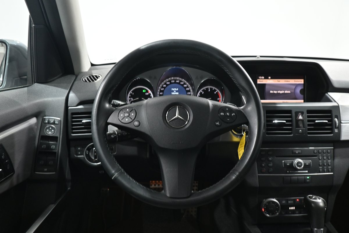 Foto Mercedes-Benz GLK 18