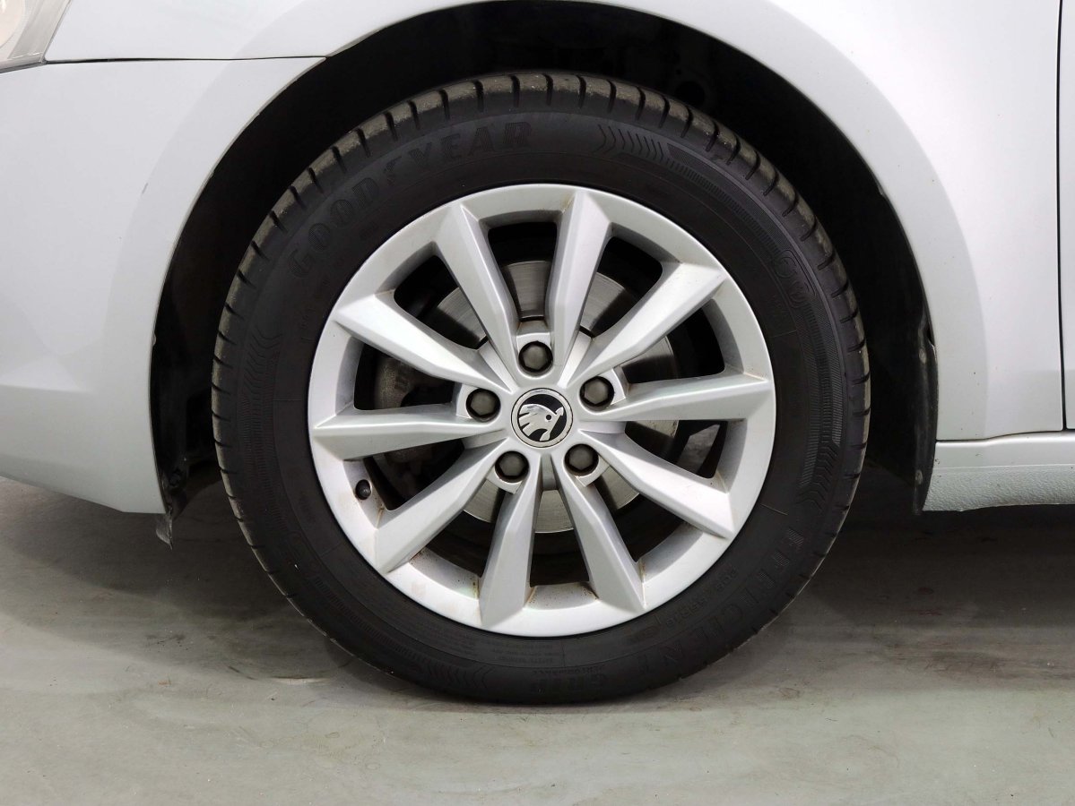 Foto Skoda Octavia 41