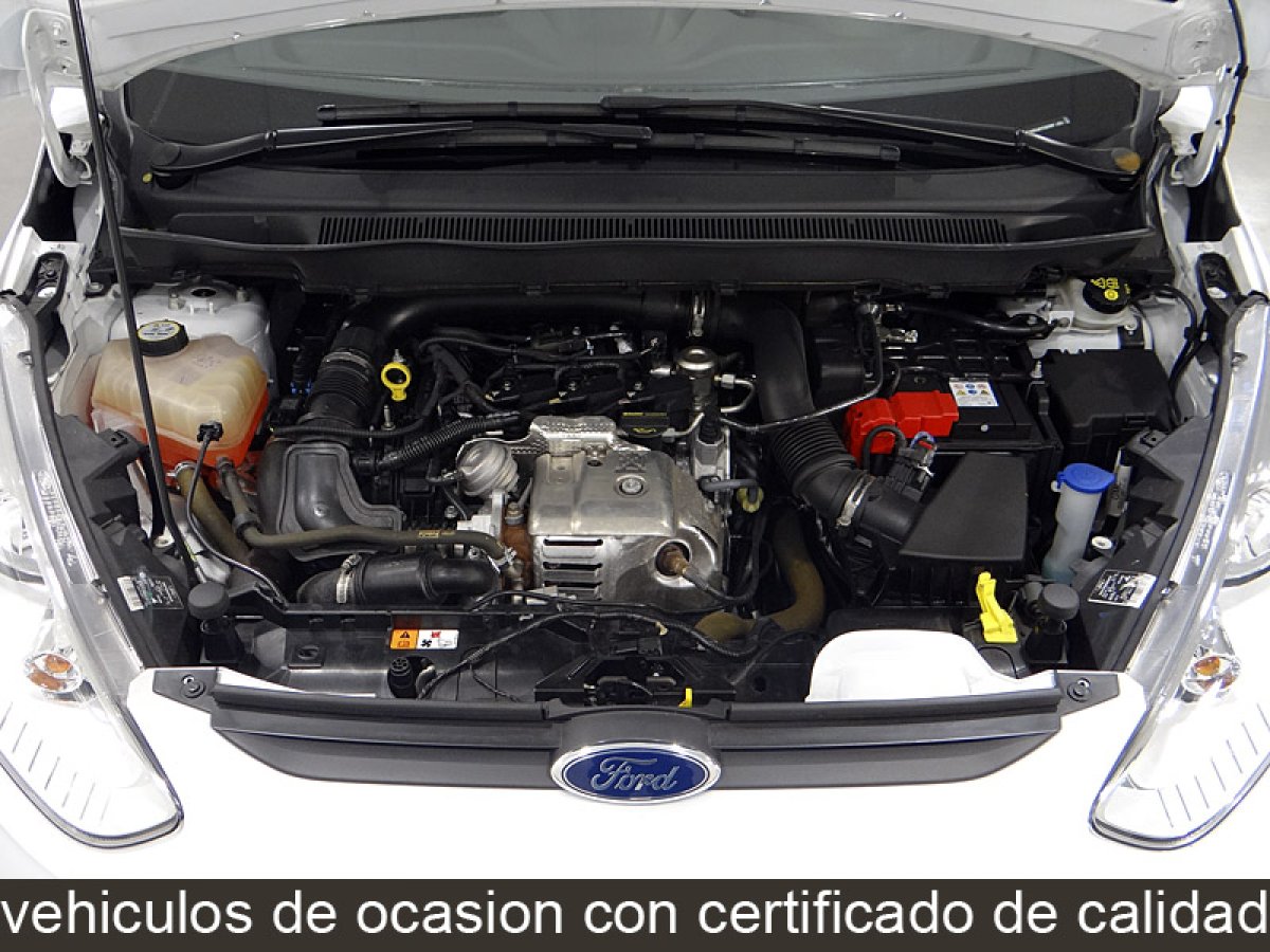 Foto Ford B-Max 32