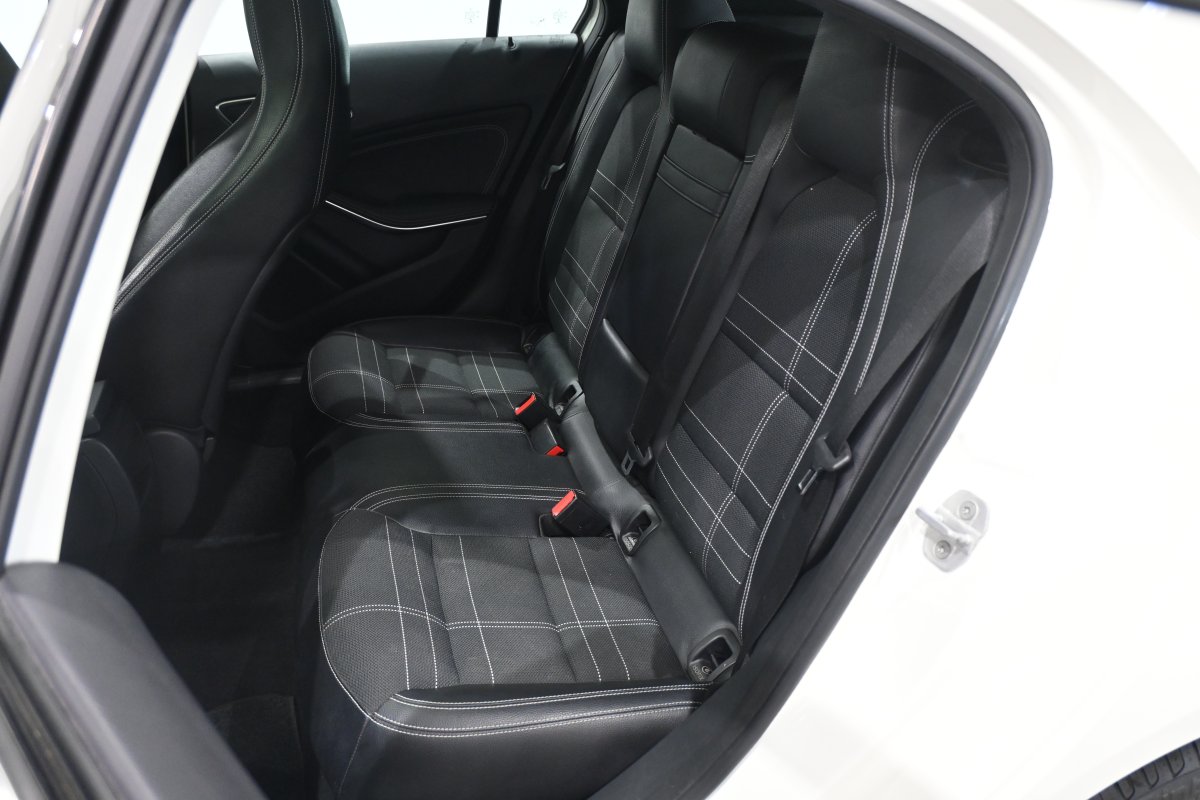 Foto Mercedes-Benz A 11