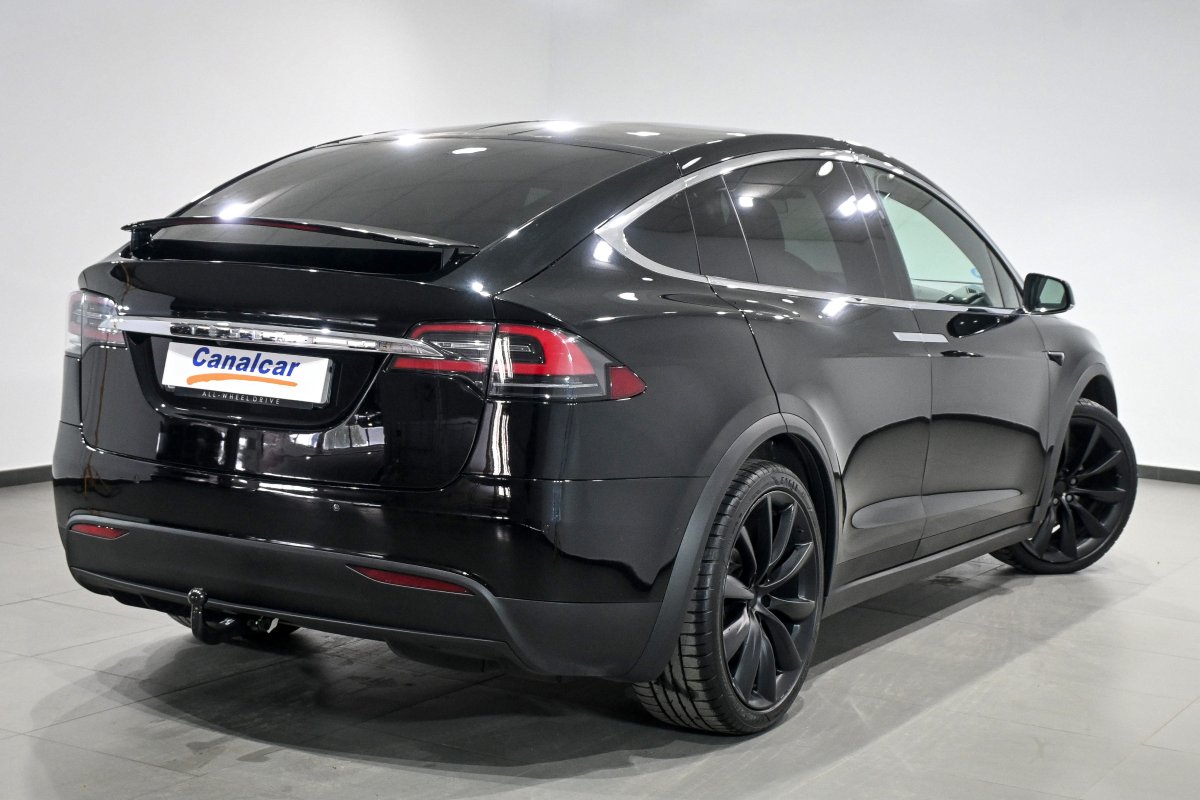 Foto Tesla model 4