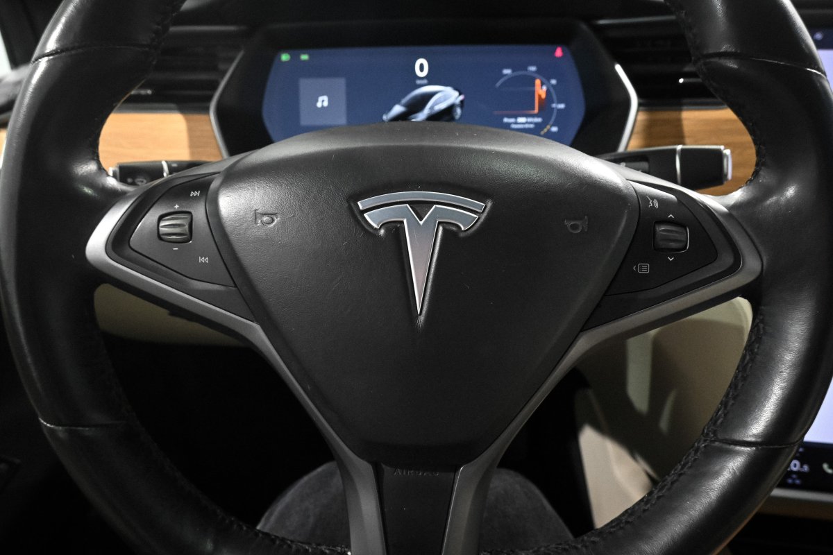 Foto Tesla model 37