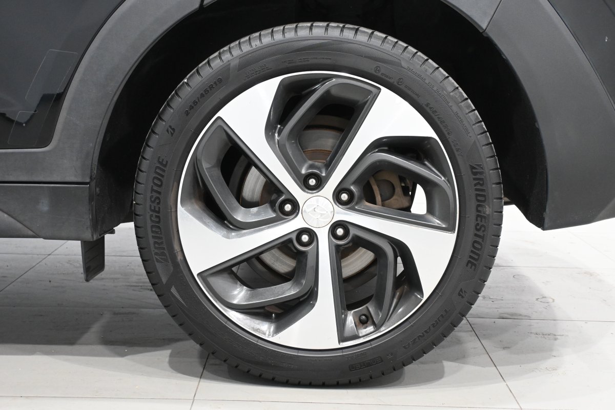 Foto Hyundai Tucson 28