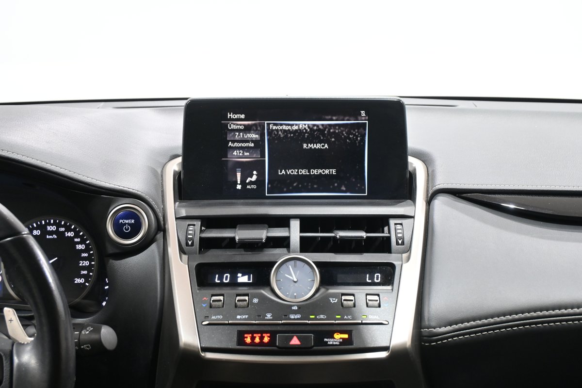 Foto Lexus NX 14