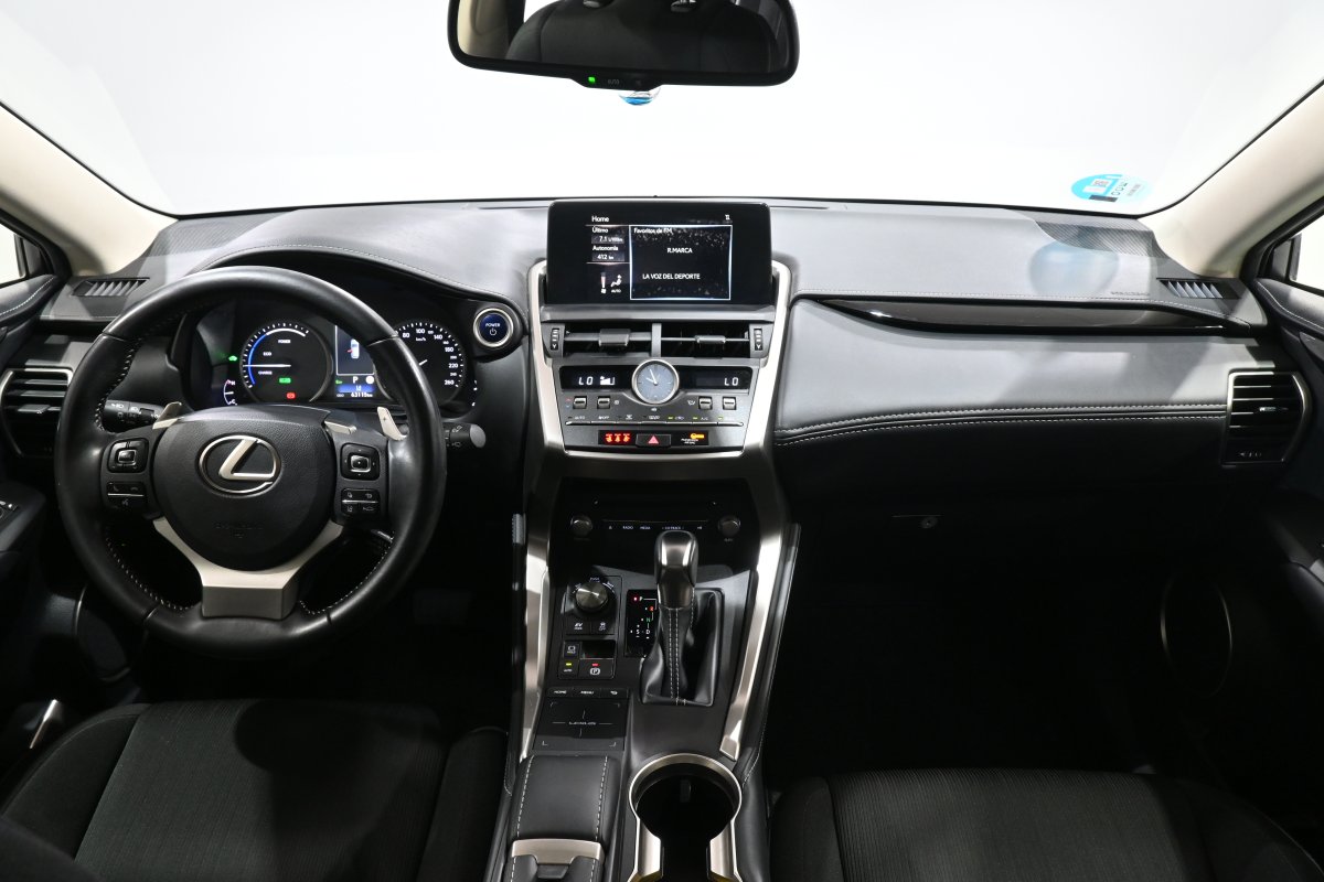 Foto Lexus NX 19