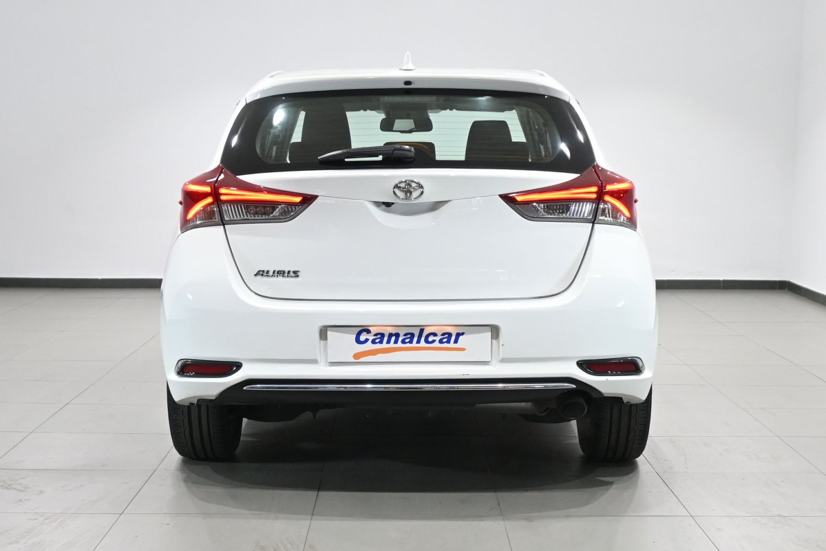 Foto Toyota Auris 5