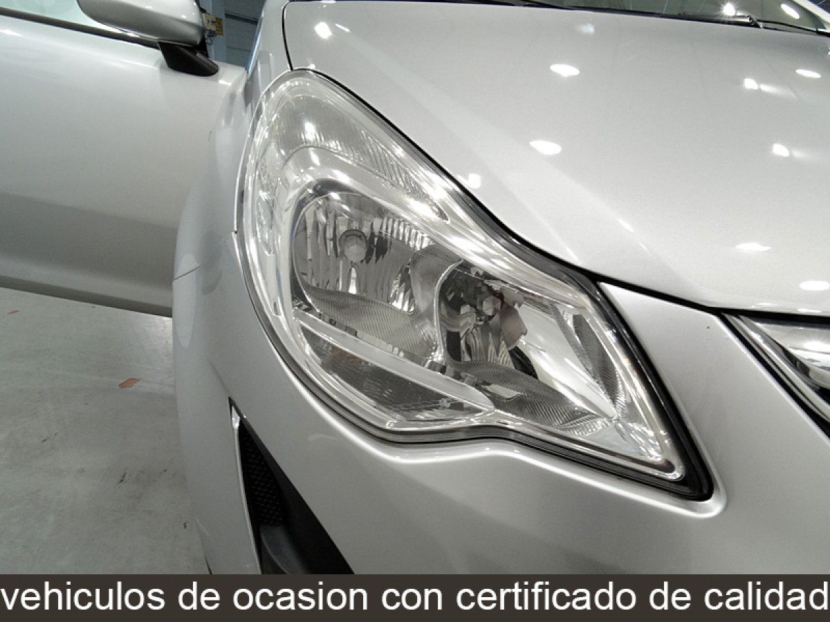 Foto Opel Corsa 12