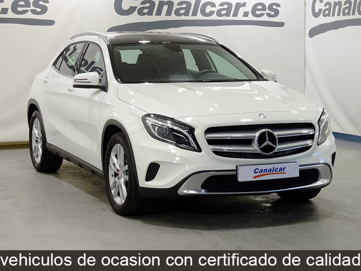Foto Mercedes-Benz GLA 200 5