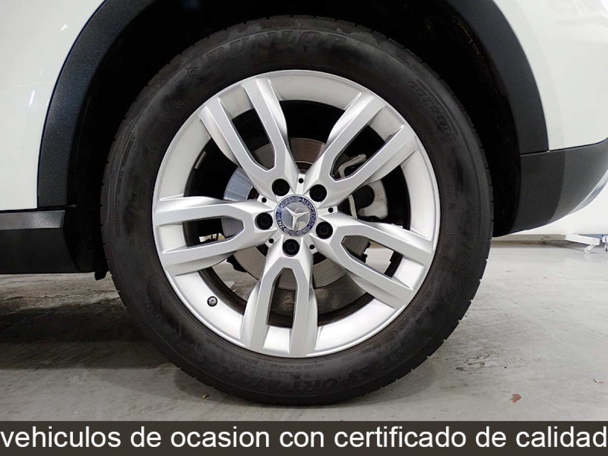 Foto Mercedes-Benz GLA 200 33