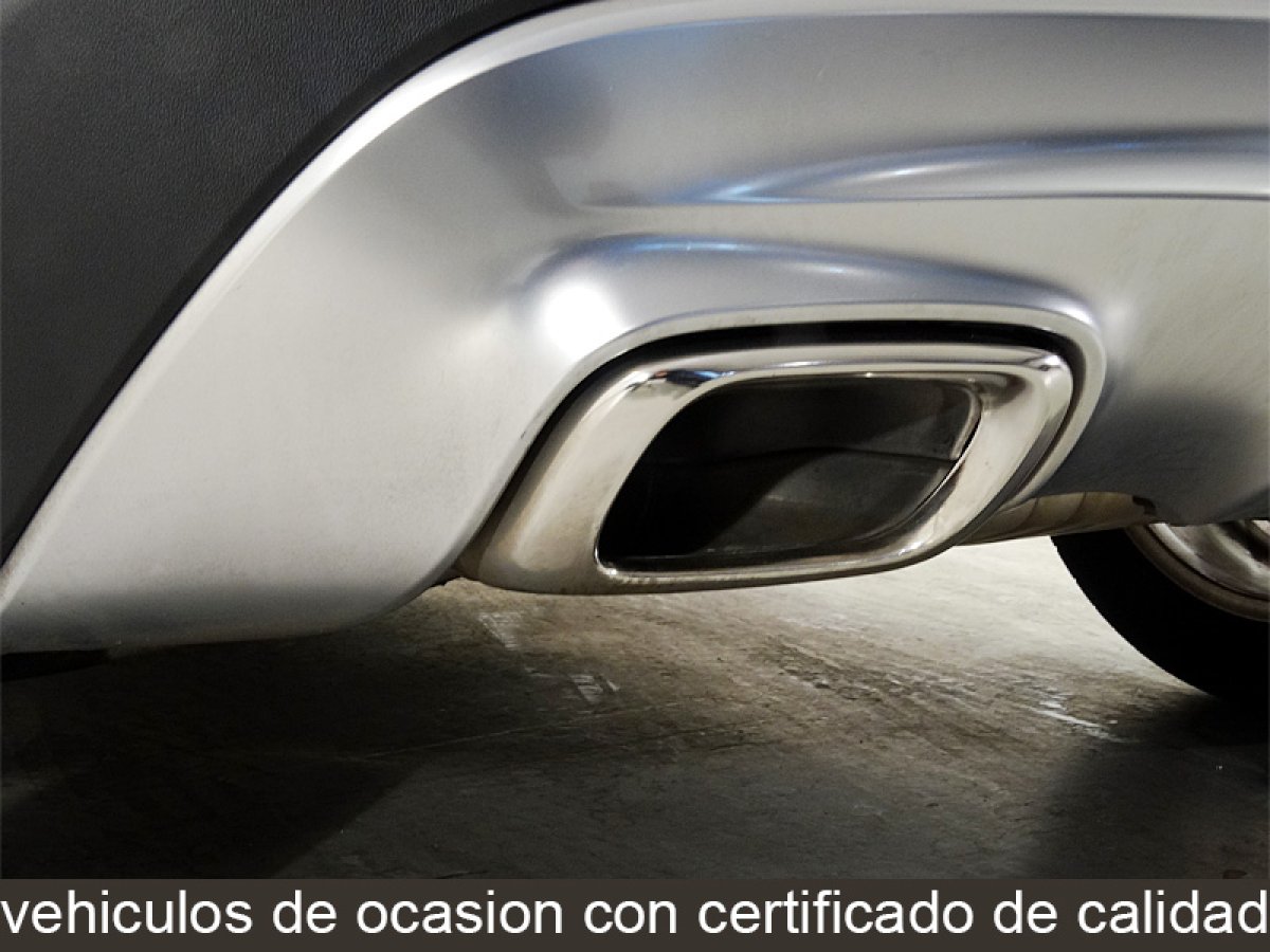 Foto Mercedes-Benz GLA 200 34