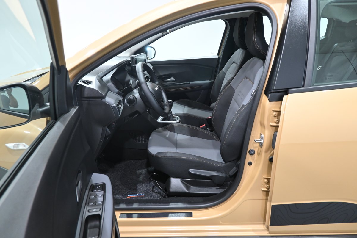 Foto Dacia Sandero 10
