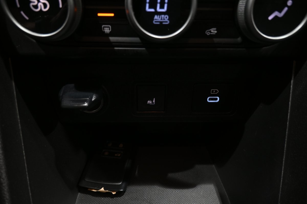 Foto Dacia Sandero 18