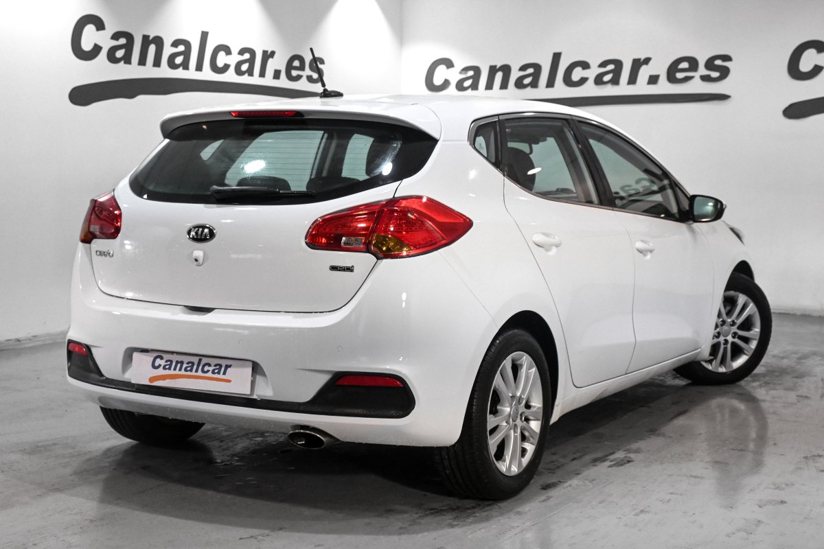 Foto Kia Ceed 4