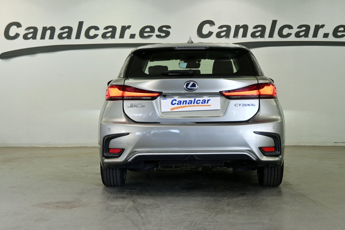 Foto Lexus CT 5