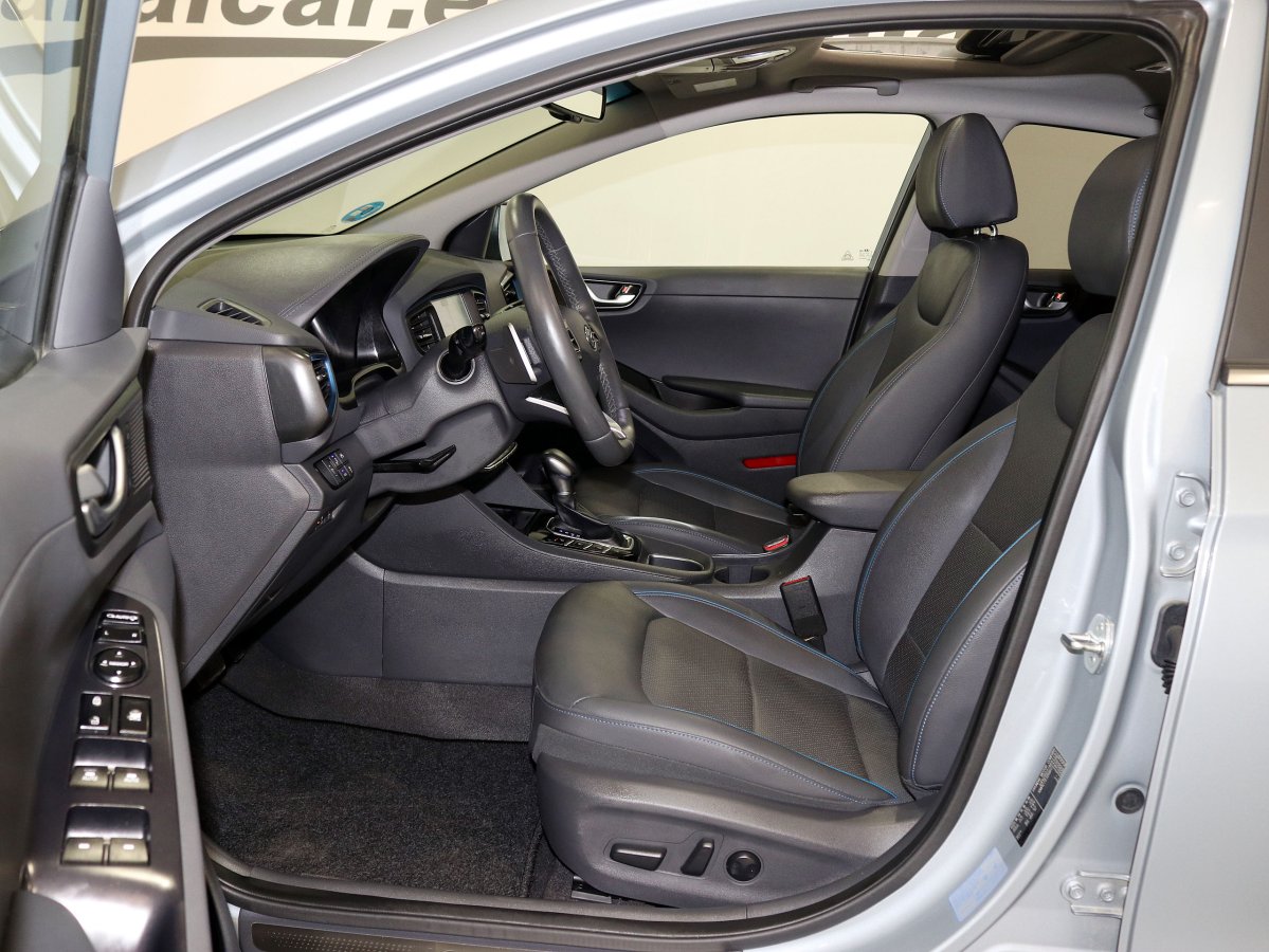 Foto Hyundai Ioniq 15