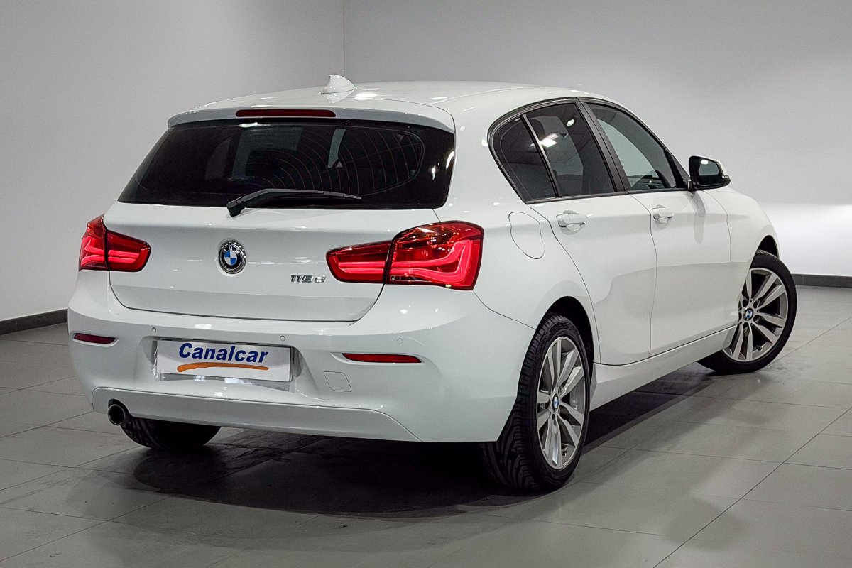 Foto Bmw 118dA 4