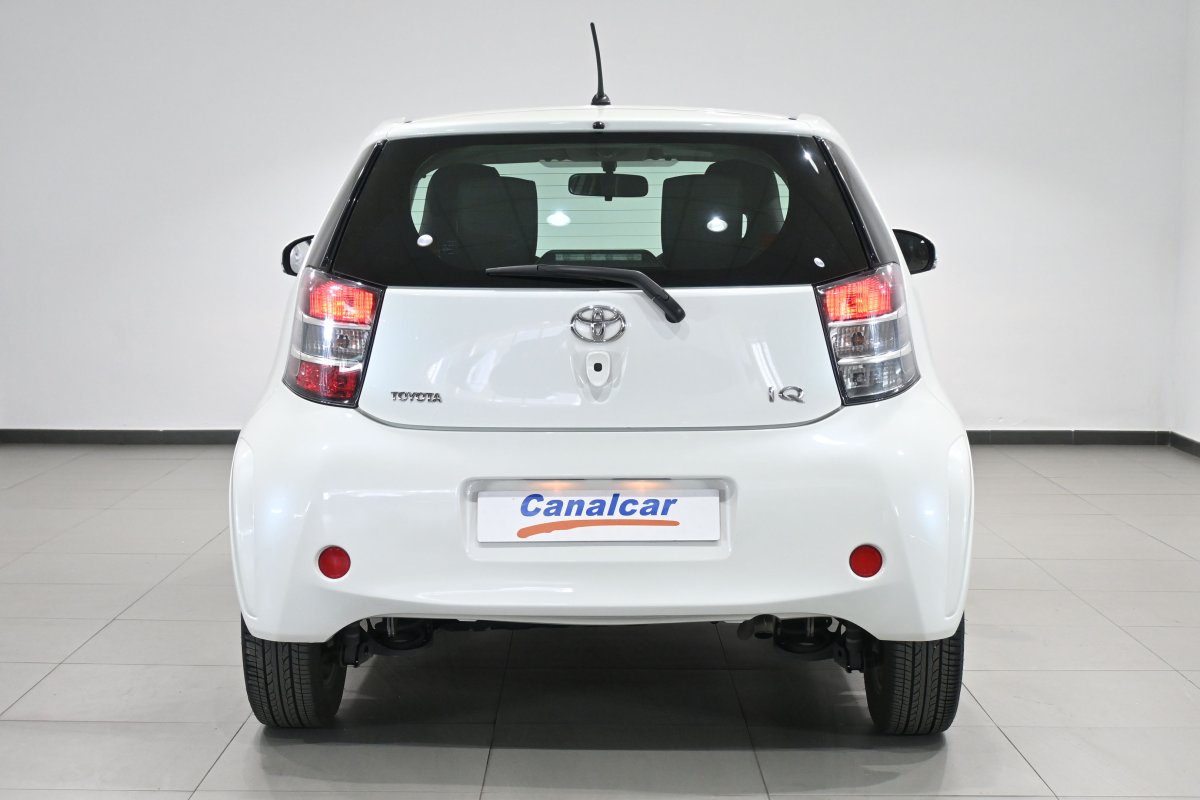 Foto Toyota iQ 5
