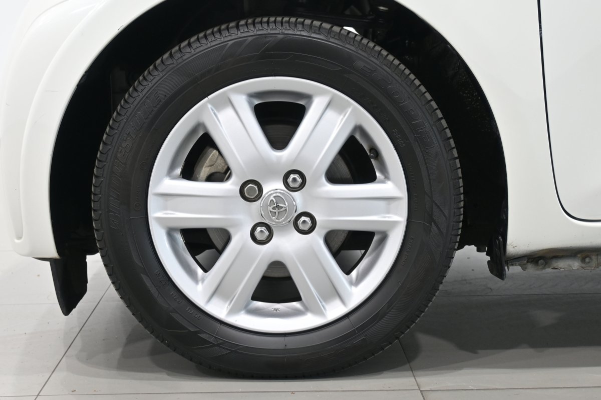 Foto Toyota iQ 25
