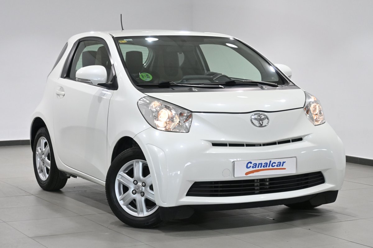 Foto Toyota iQ 3