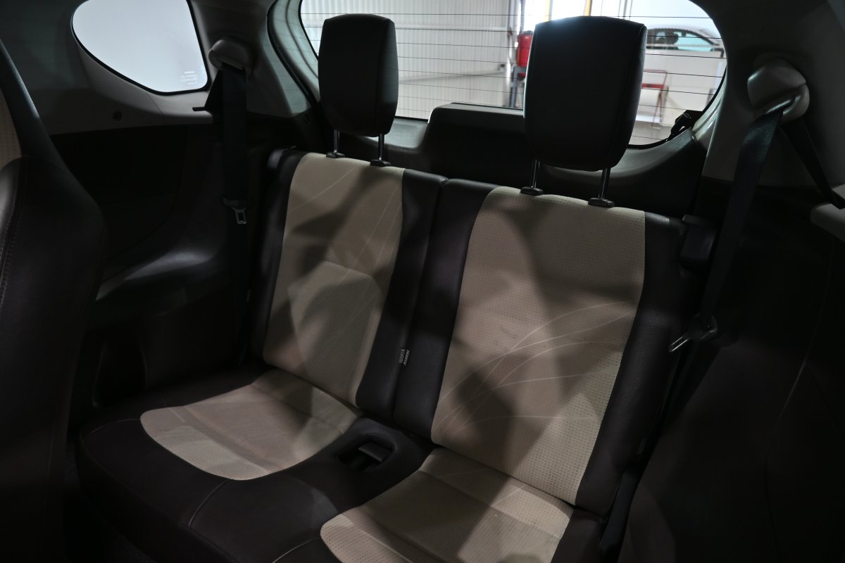 Foto Toyota iQ 11