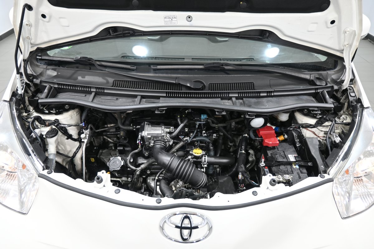 Foto Toyota iQ 7