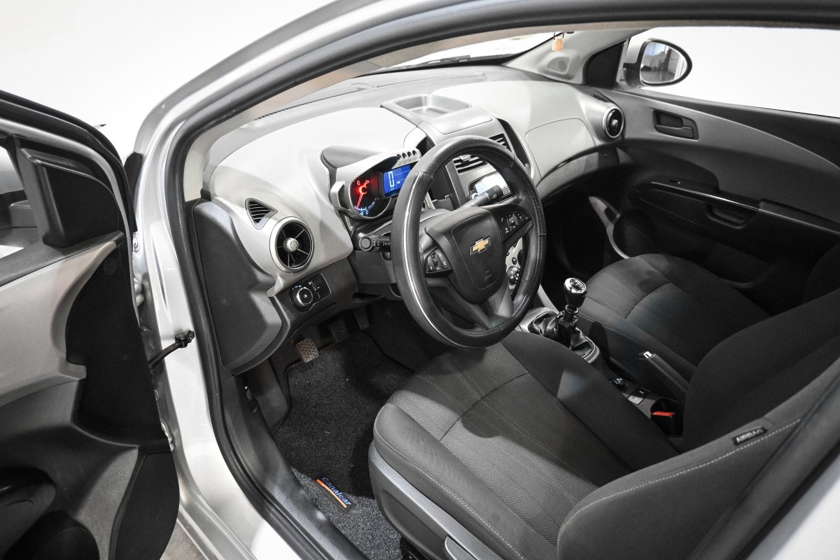 Foto Chevrolet Aveo 10 Foto Chevrolet Aveo 10