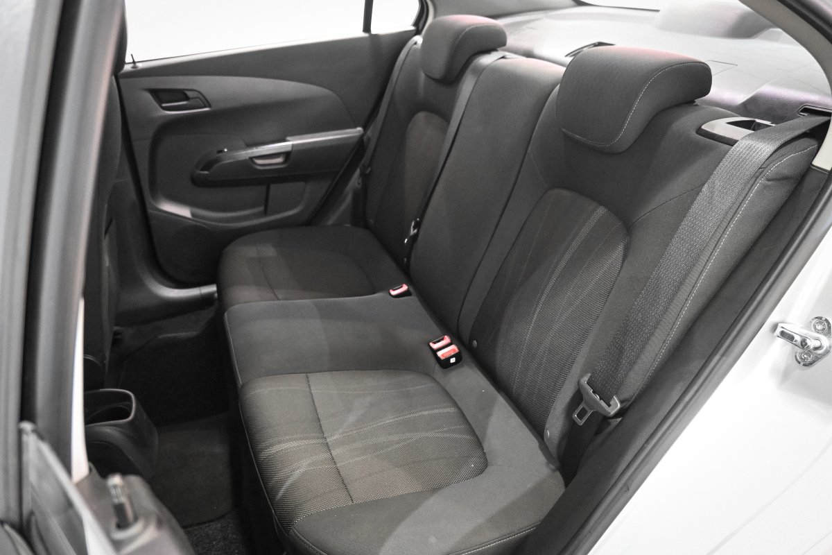 Foto Chevrolet Aveo 12 Foto Chevrolet Aveo 12