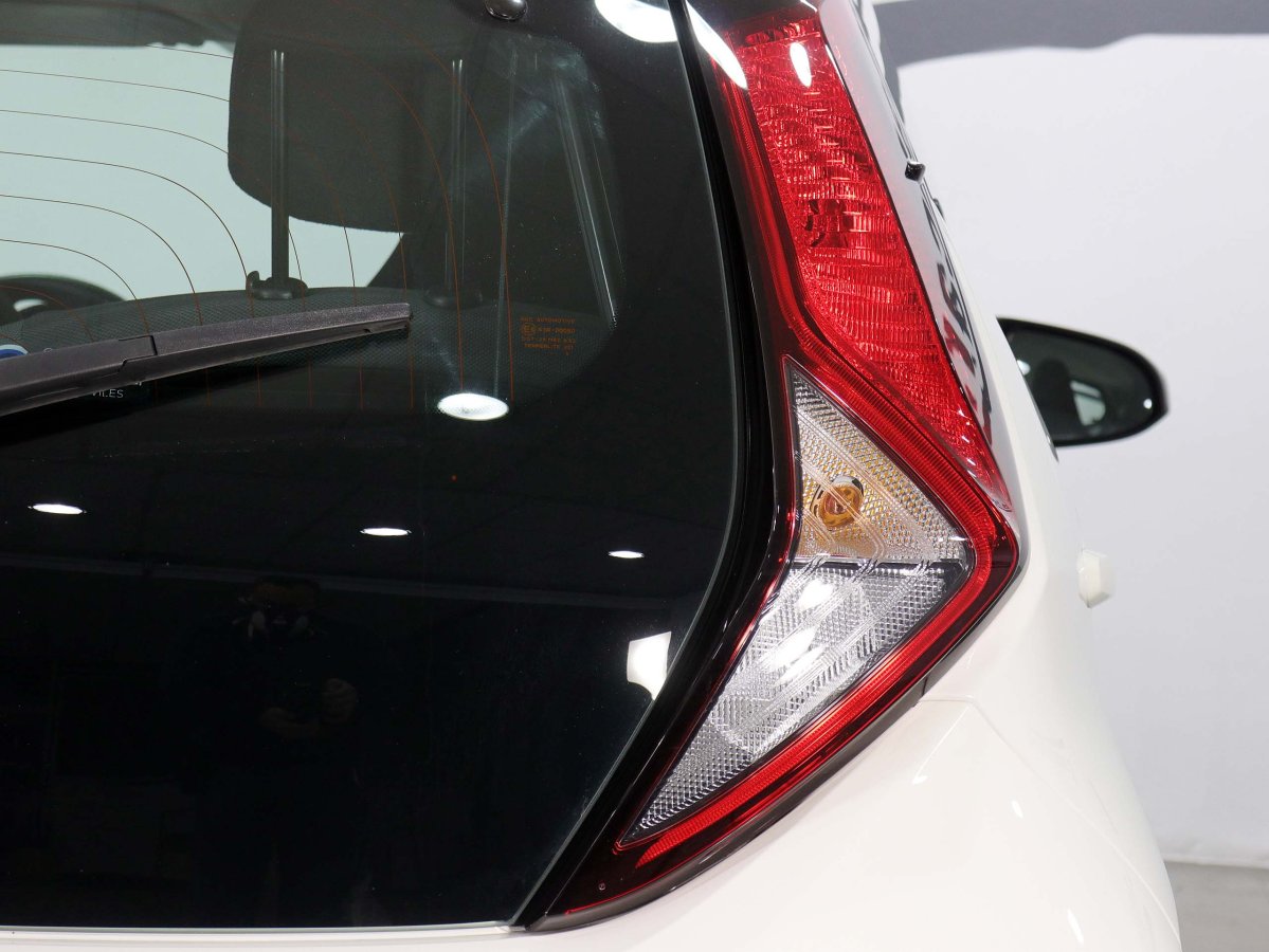 Foto Toyota Aygo 10