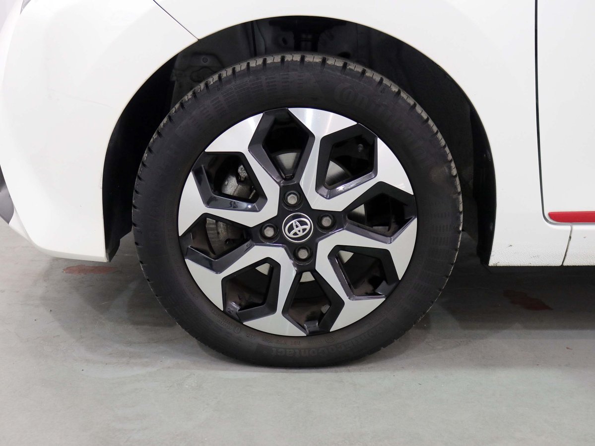 Foto Toyota Aygo 34