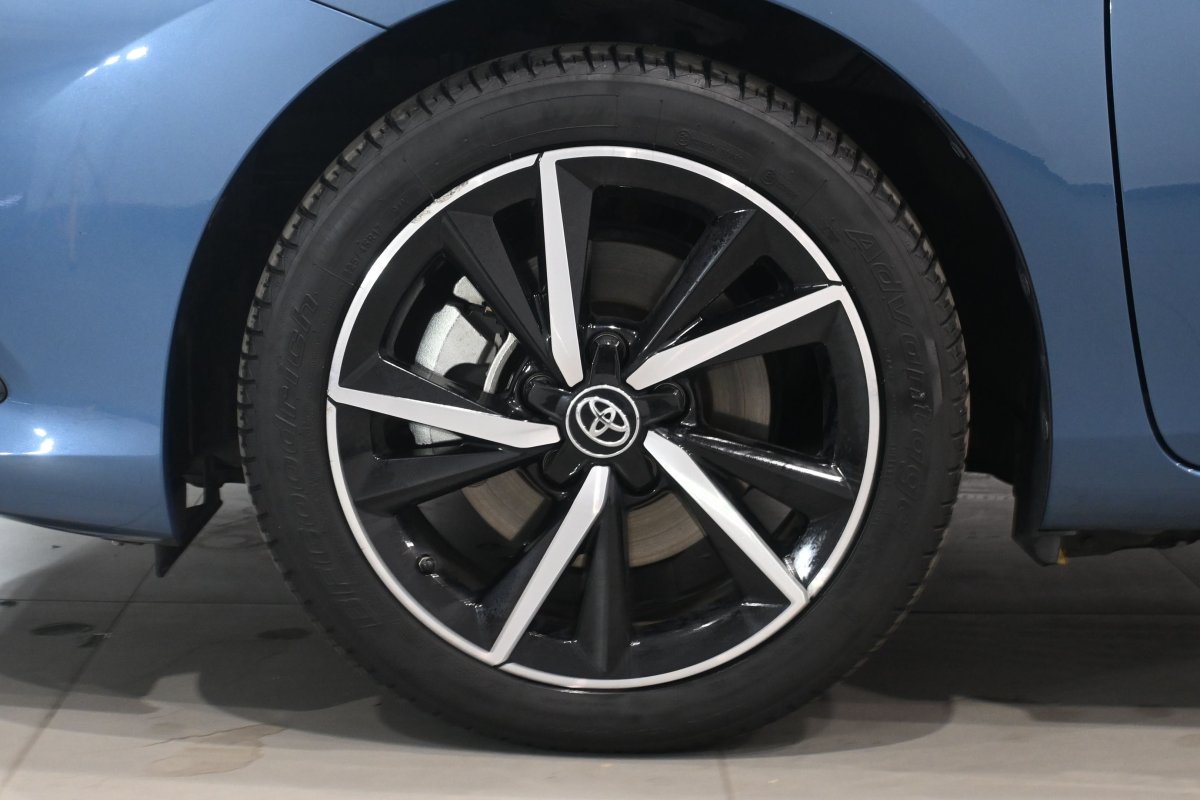 Foto Toyota Auris 29