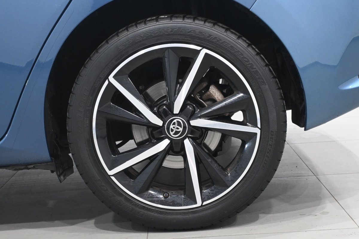 Foto Toyota Auris 30