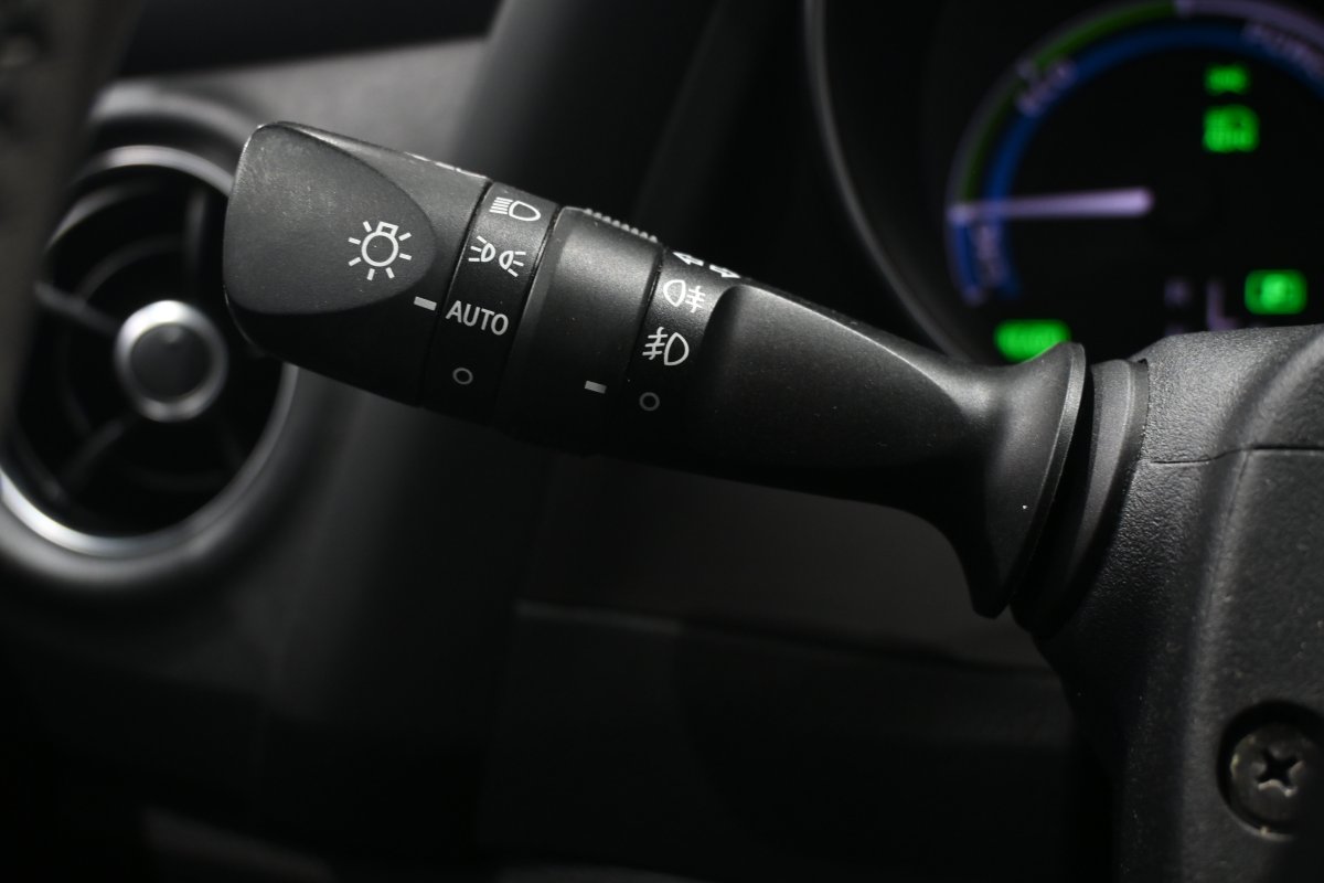 Foto Toyota Auris 24