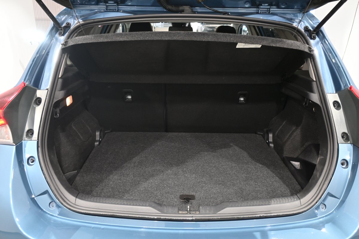Foto Toyota Auris 8