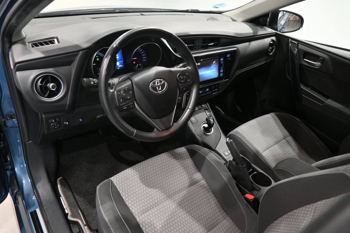 Foto Toyota Auris 9