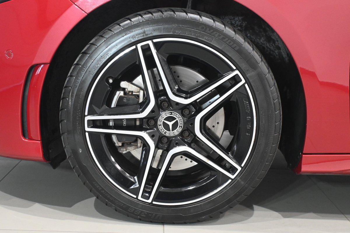 Foto Mercedes-Benz A 31