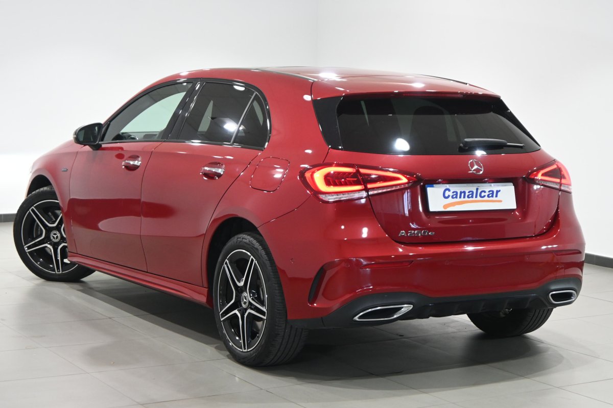 Foto Mercedes-Benz A 6