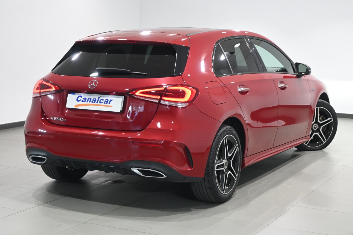 Foto Mercedes-Benz A 4