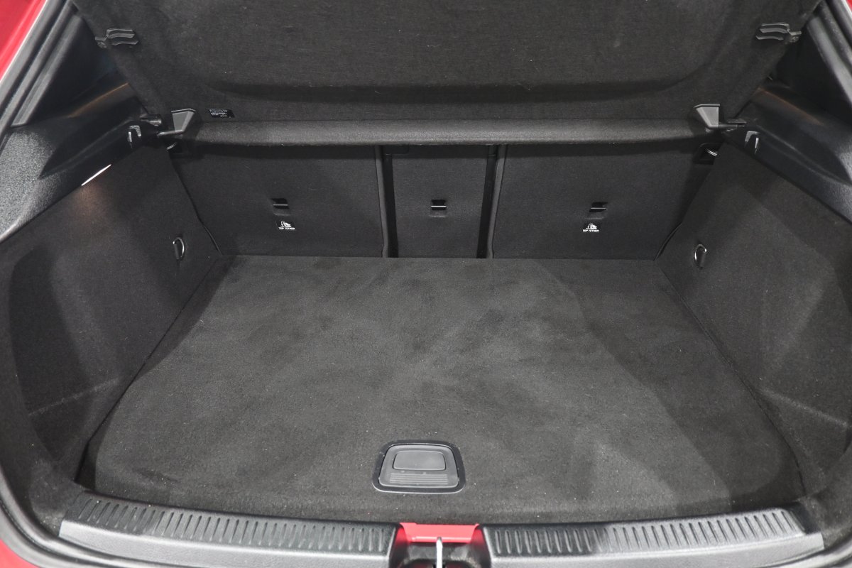 Foto Mercedes-Benz A 8