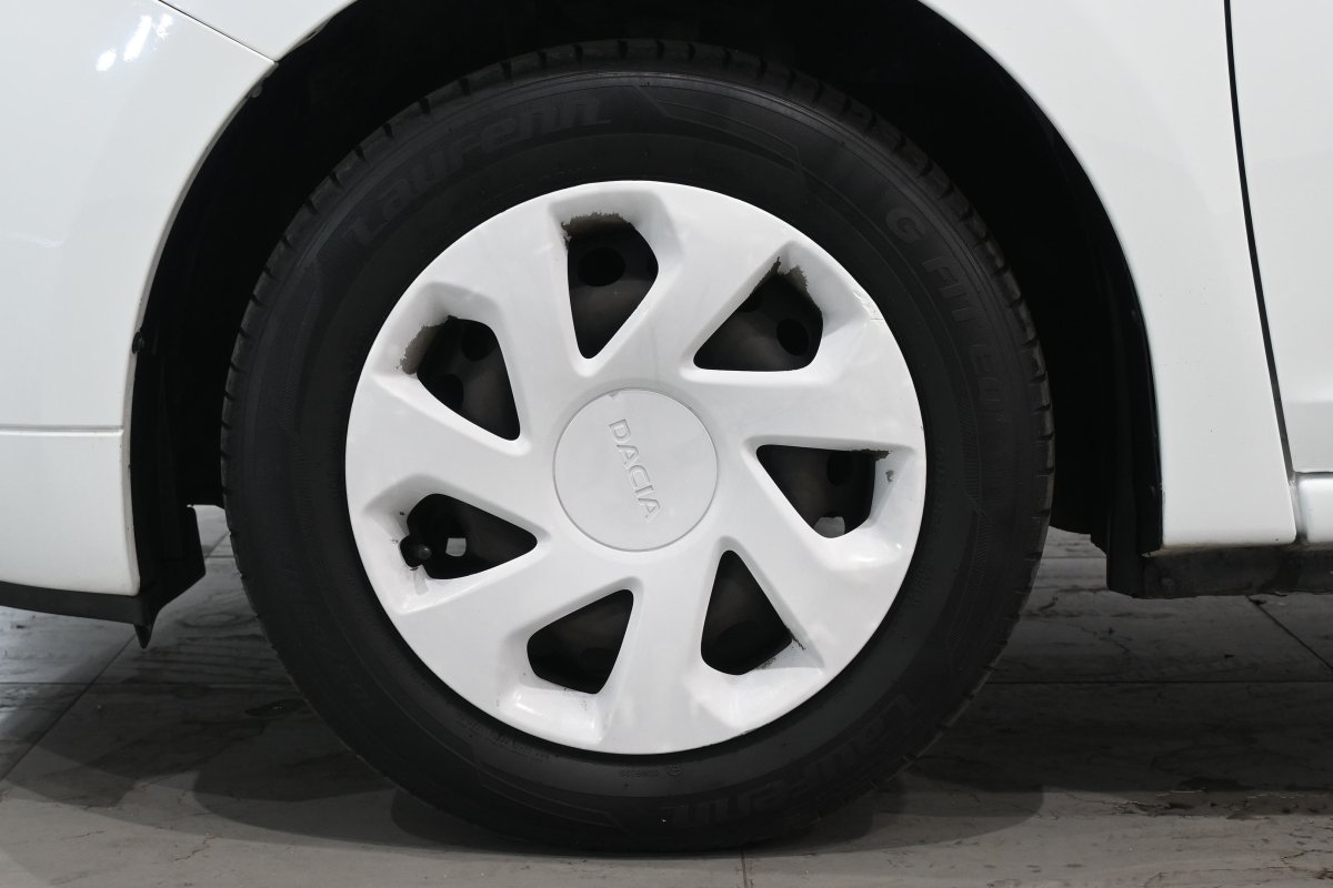 Foto Dacia Sandero 24