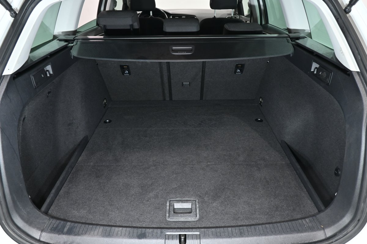 Foto Volkswagen Golf 8