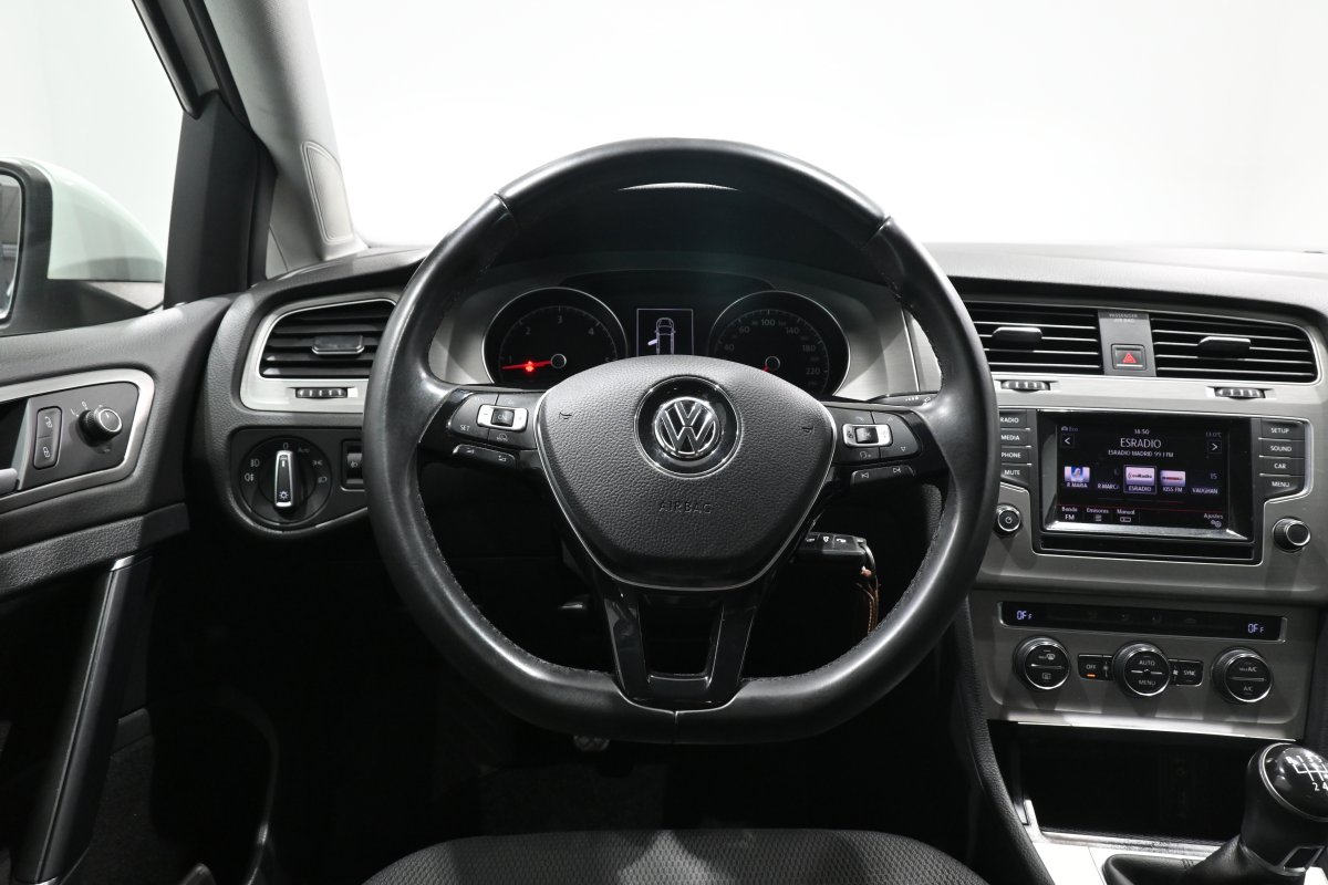 Foto Volkswagen Golf 19