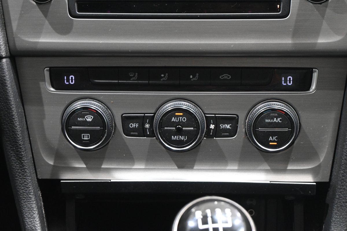 Foto Volkswagen Golf 17