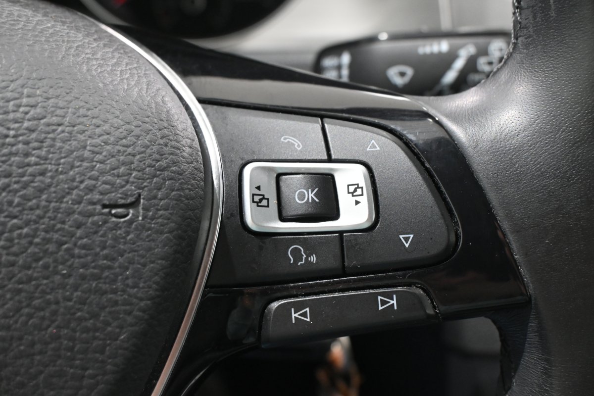 Foto Volkswagen Golf 24