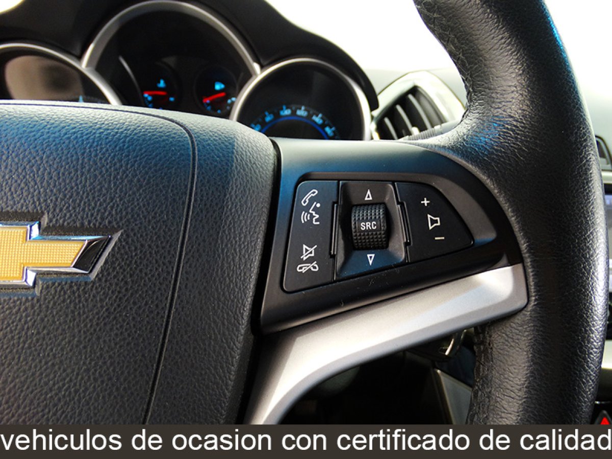Foto Chevrolet Cruze 23