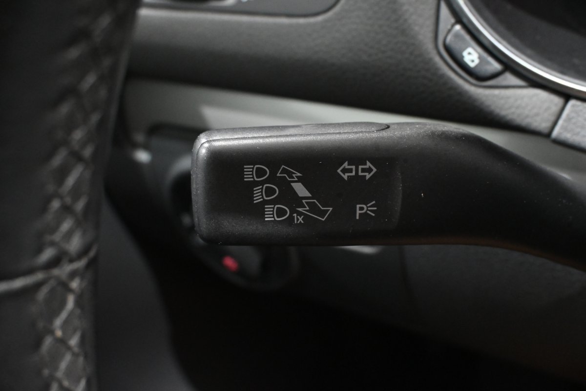 Foto Volkswagen Golf 18