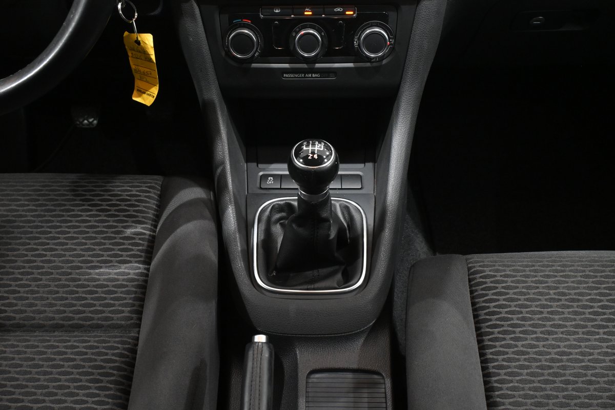 Foto Volkswagen Golf 17