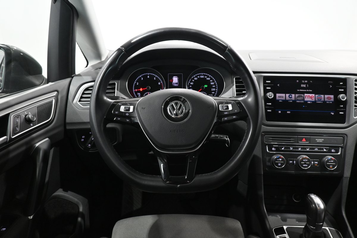 Foto Volkswagen Golf Sportsvan 19